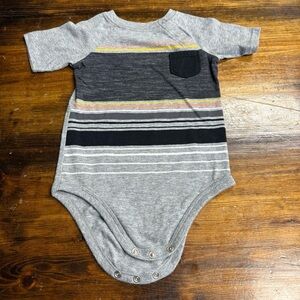 Garnamimals Gray Stripe Bodysuit Size 24 Months